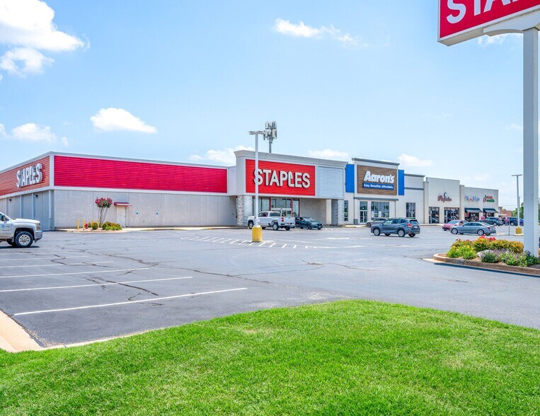 More Photos Of , Lawton General Retail For Sale