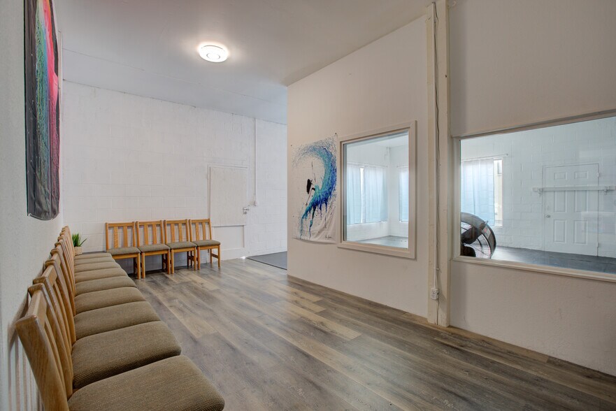 More Photos Of 1560 SE Stephens St, Roseburg Freestanding For Sale