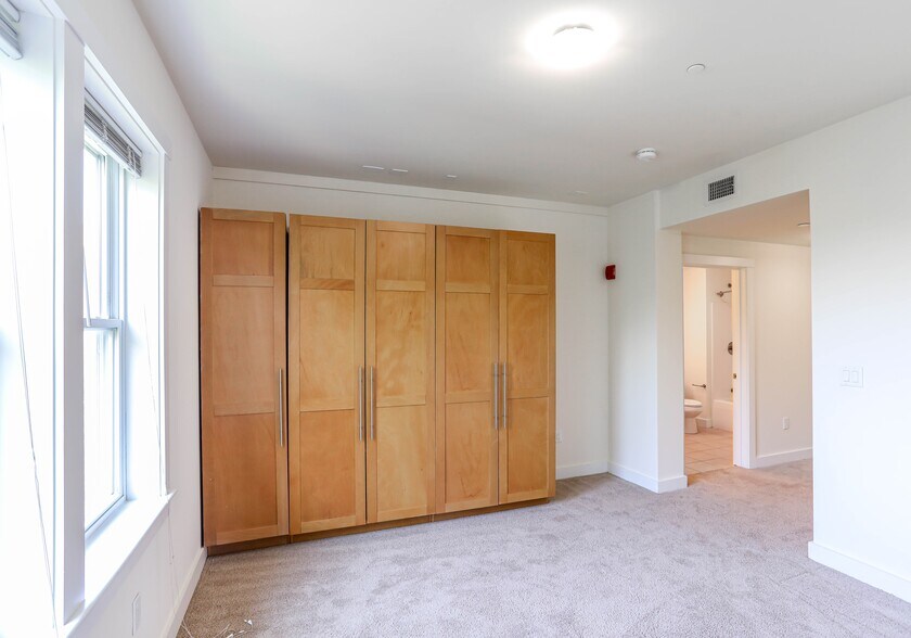 More Photos Of 87 New St, Cambridge Apartments For Sale