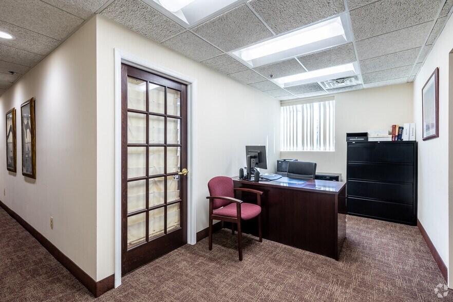 More Photos Of 1000 Brighton St, Union Township Manufacturing For Lease