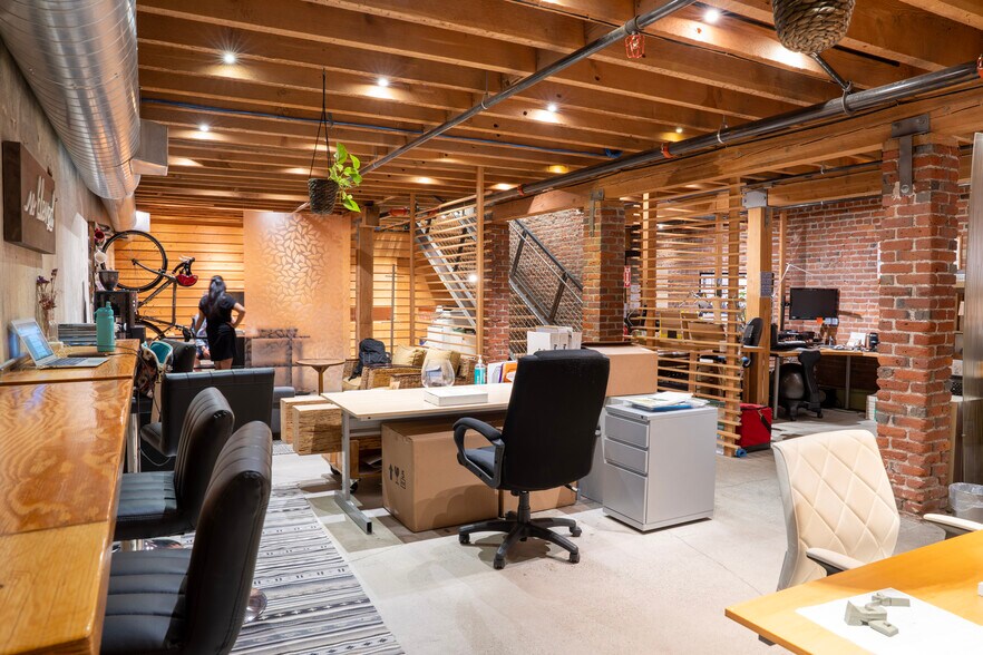 More Photos Of 314 1st Ave S, Seattle Storefront Retail Office For Lease