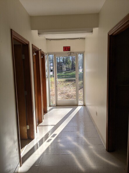 More Photos Of 955 Meadowbrook Rd, Asheboro Religious Facility For Lease