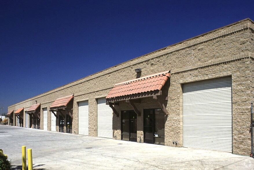 More Photos Of 1543-1591 E Grand Ave, Pomona Manufacturing For Lease