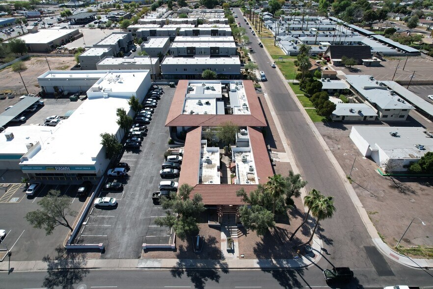 More Photos Of 2942 N 24th St, Phoenix Office Residential For Lease