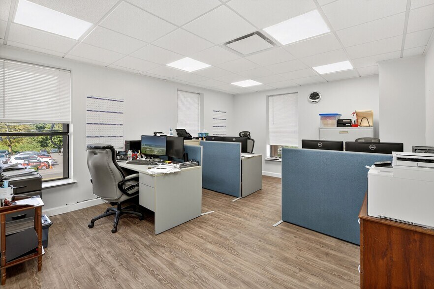 More Photos Of 228 Route 34, Old Bridge Office For Sale