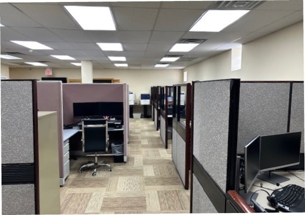 More Photos Of 385 Falmouth Ave, Elmwood Park Office For Sale