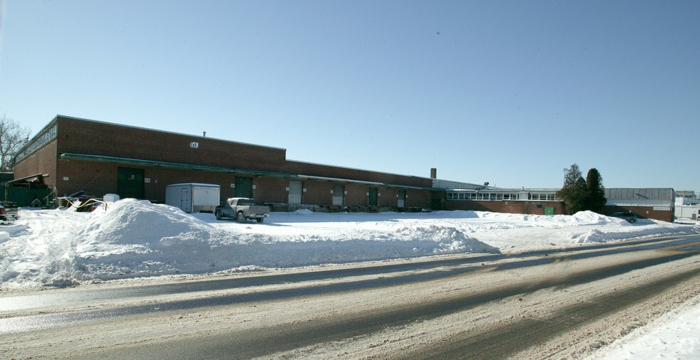 More Photos Of 263-275 Park Ave, East Hartford Warehouse For Lease