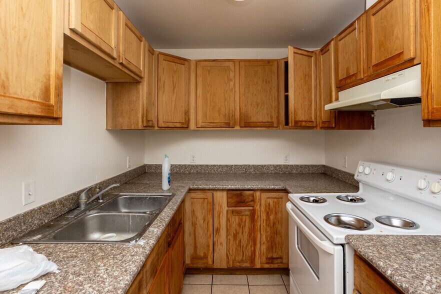 More Photos Of 3410 Fordham Rd, Dallas Apartments For Sale