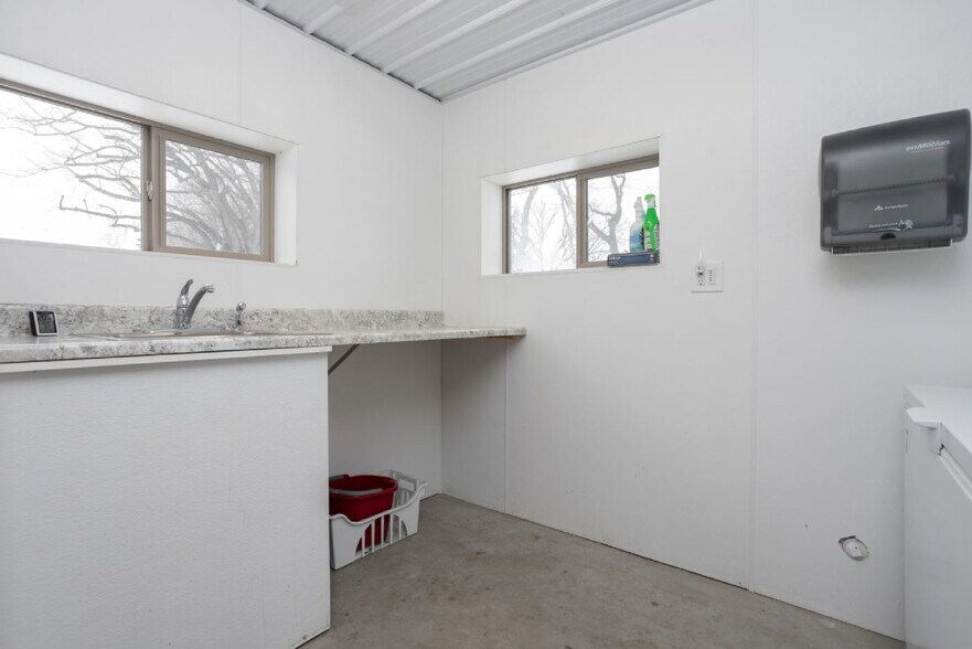 More Photos Of 102 Glenhaven Dr, Battle Lake Hospitality For Sale