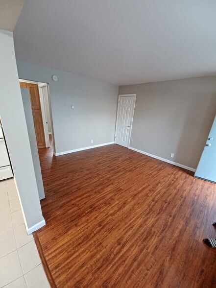 More Photos Of 2545 28th St, Sacramento Apartments For Sale