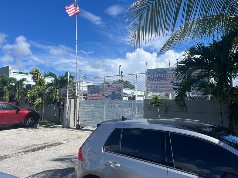 More Photos Of 834 NW 10th Ter, Fort Lauderdale Industrial For Sale