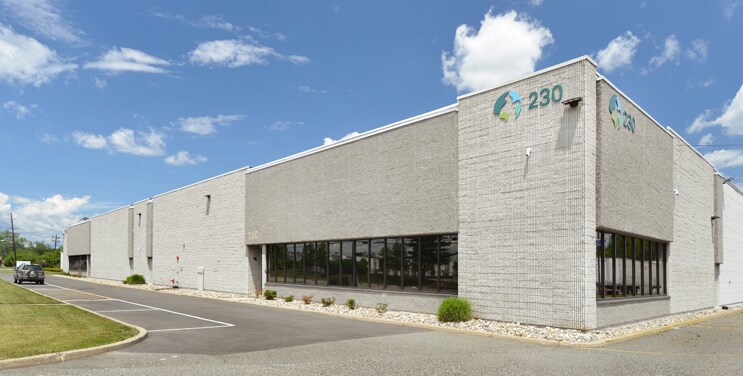 Primary Photo Of 230 Moonachie Ave, Moonachie Warehouse For Lease