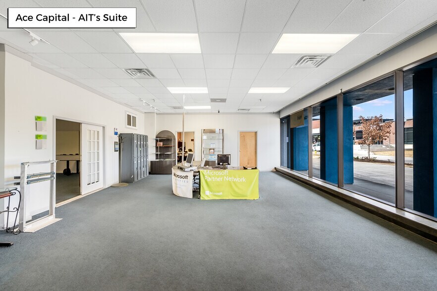 More Photos Of 421 Maiden Ln, Fayetteville Restaurant For Sale