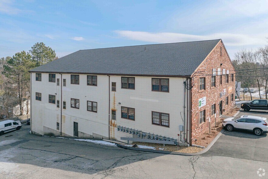 More Photos Of 574 Boston Rd, Billerica Loft Creative Space For Sale
