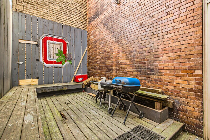 More Photos Of 132 E 5th Ave, Columbus Storefront Retail Residential For Sale