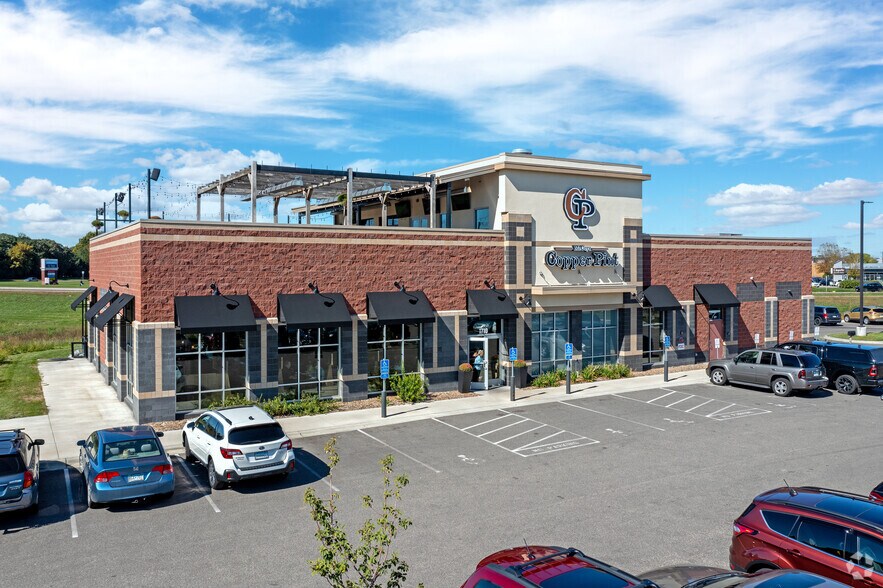 More Photos Of 1710 Crossings Blvd, Shakopee Restaurant For Sale