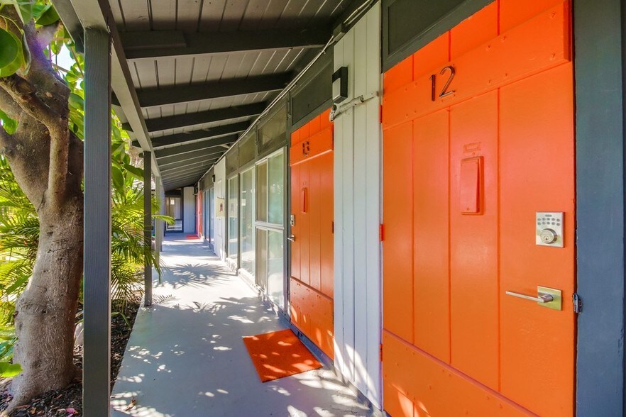 More Photos Of 4459 Fanuel St, San Diego Apartments For Sale