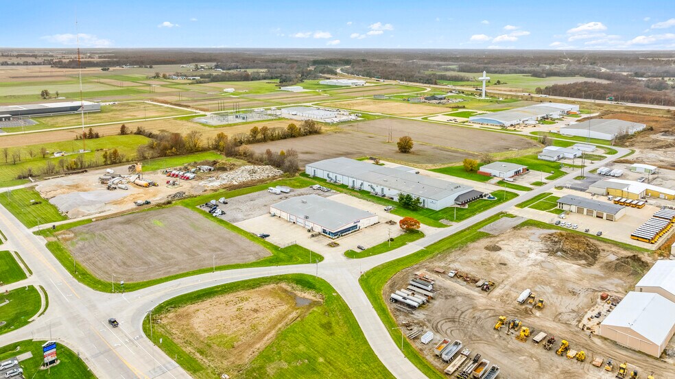 More Photos Of 1607 W Wernsing Ave, Effingham Auto Repair For Lease