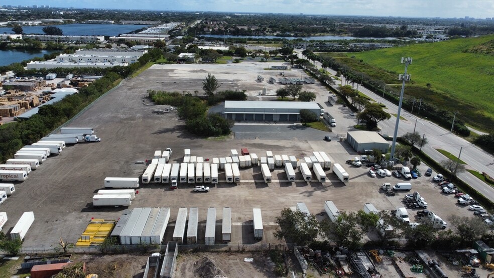 More Photos Of 2501 Wiles Rd, Deerfield Beach Unknown For Lease