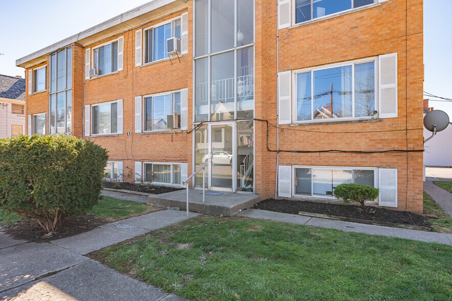 More Photos Of 325 Pike St, Reading Apartments For Sale