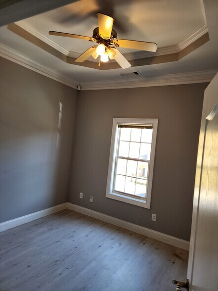 More Photos Of 4485 Tench Rd, Suwanee Office Residential For Lease