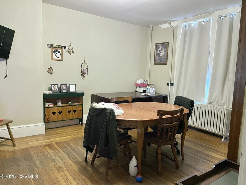 More Photos Of 512 Chestnut St, Mifflinburg Specialty For Sale