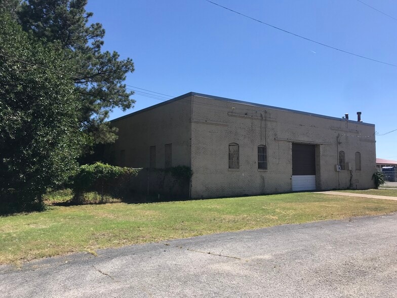 More Photos Of 147 Nebraska, Memphis Warehouse For Sale