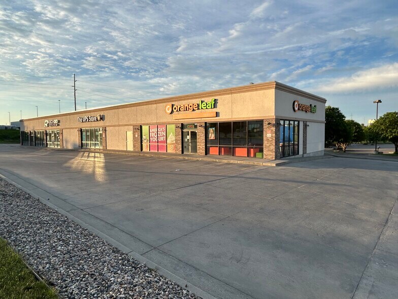 Primary Photo Of 1515 Burnt Boat Dr, Bismarck Storefront For Sale