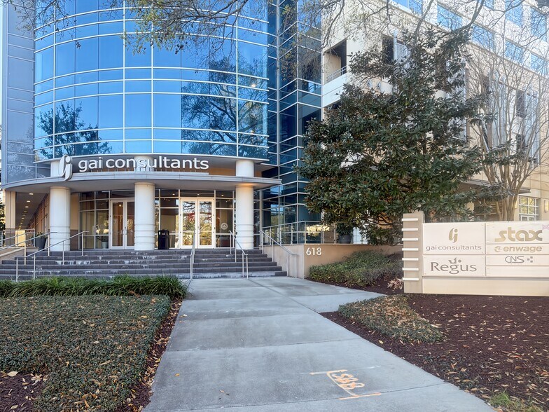 More Photos Of 618 E South St, Orlando Coworking Space