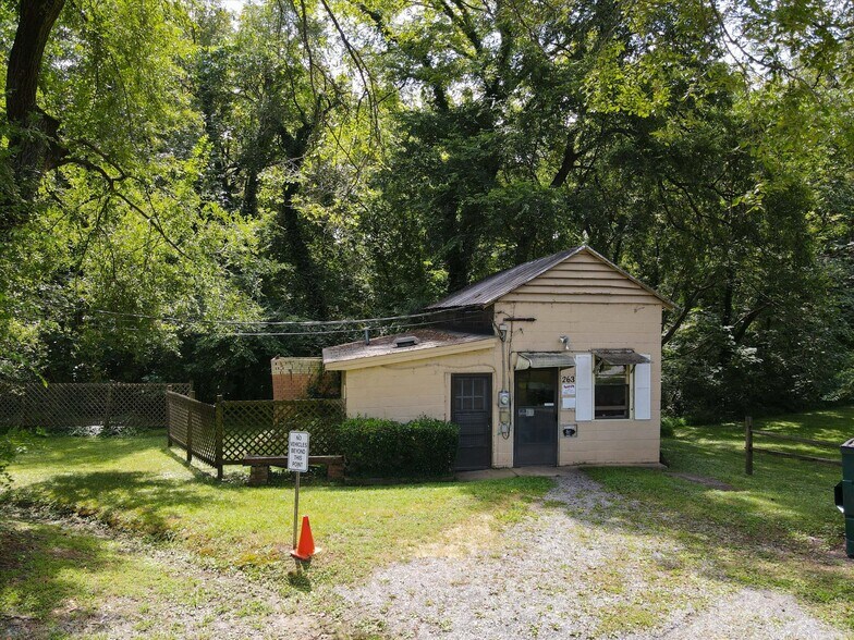 More Photos Of , Hickory Unknown For Sale