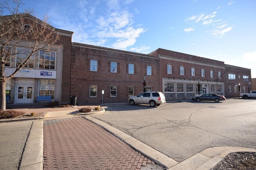 More Photos Of 215 MAIN STREET ZEILGLER BUILING, West Bend Office For Lease