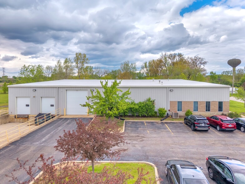 More Photos Of 197 Alder Dr, North Aurora Warehouse For Sale