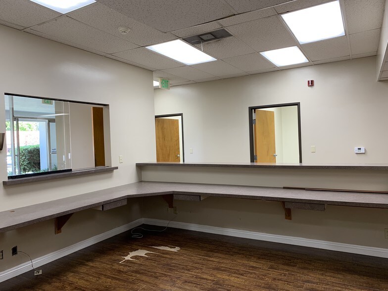 More Photos Of 650 W Duarte Rd, Arcadia Medical For Lease