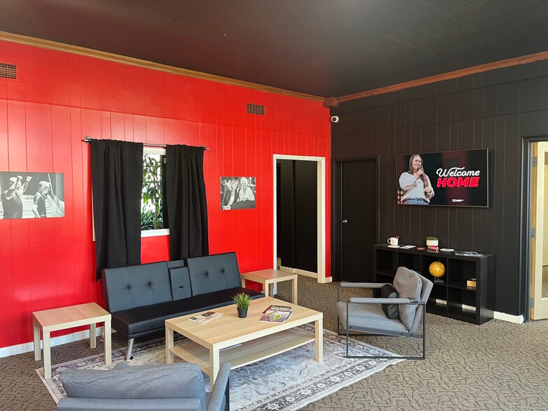 More Photos Of 2157 N Prospect Ave, Springfield Religious Facility For Sale