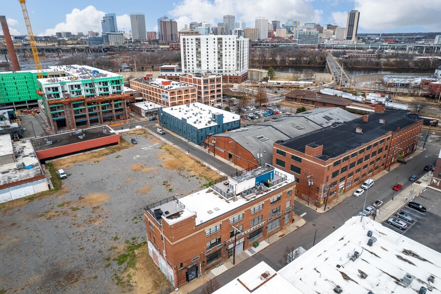 More Photos Of 39 E 3rd St, Richmond Apartments For Lease