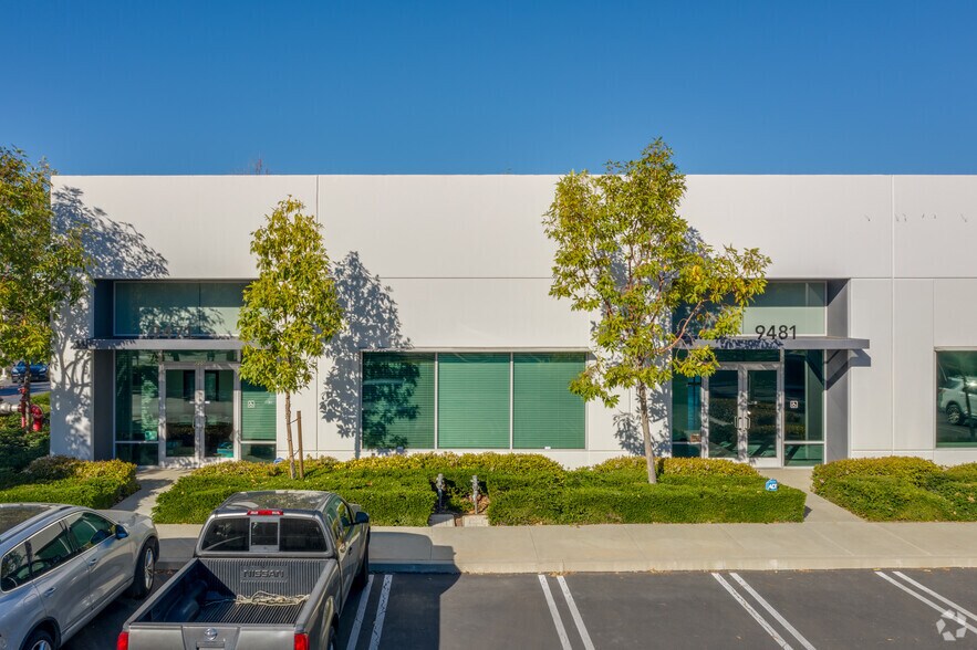 More Photos Of 9471-9541 Irvine Center Dr, Irvine Research And Development For Lease