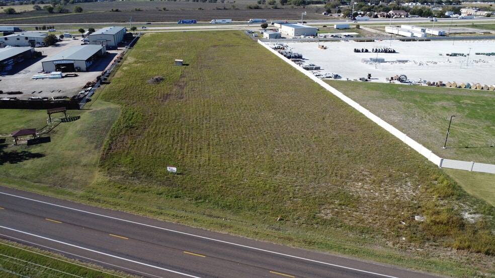 More Photos Of South Interstate Highway 35 East, Waxahachie Land For Sale