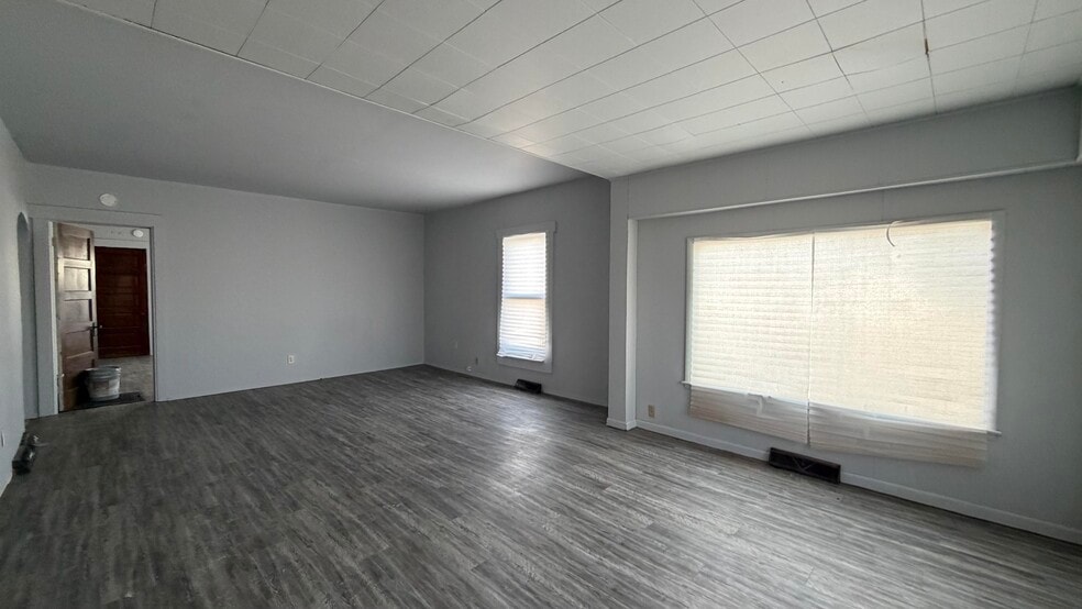 More Photos Of 716 Robinson St, Danville Multifamily For Sale