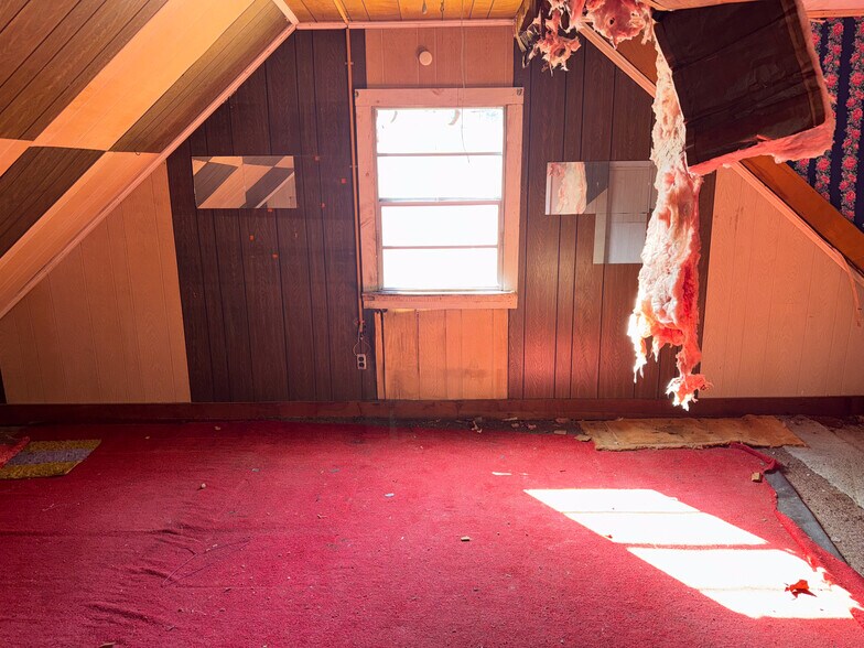 More Photos Of 2815 Wicklow St, Savannah Office For Sale