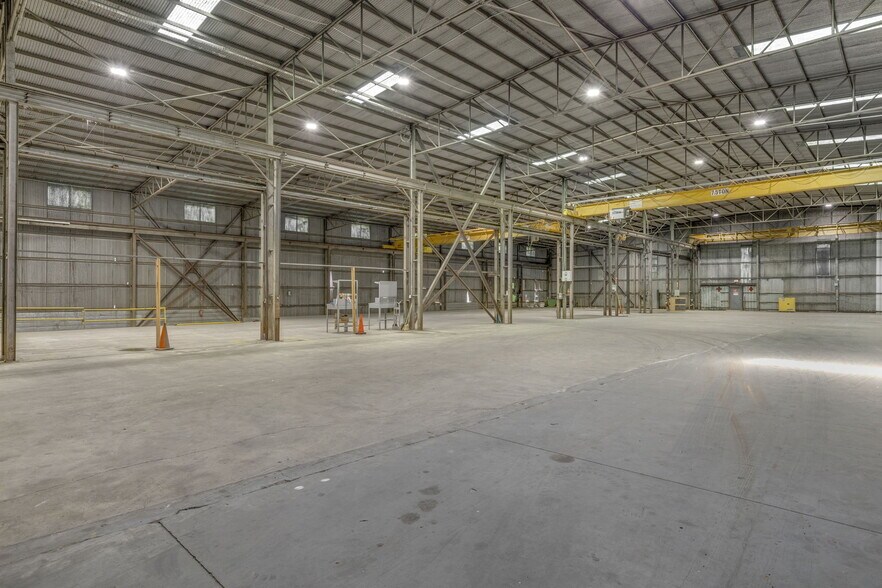 More Photos Of 200 Coe Rd, Anderson Warehouse For Lease