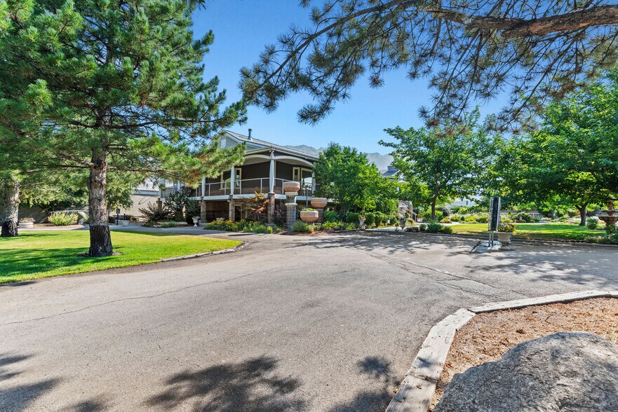 More Photos Of 110 S Main St, Lindon Lodge Meeting Hall For Sale