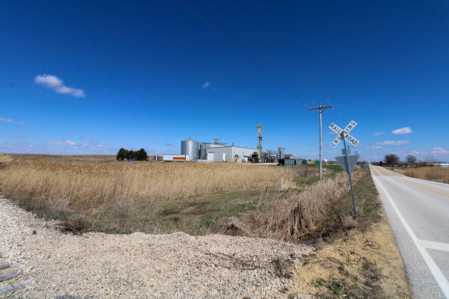 More Photos Of 5640 44th Ave S, Clinton Industrial For Sale
