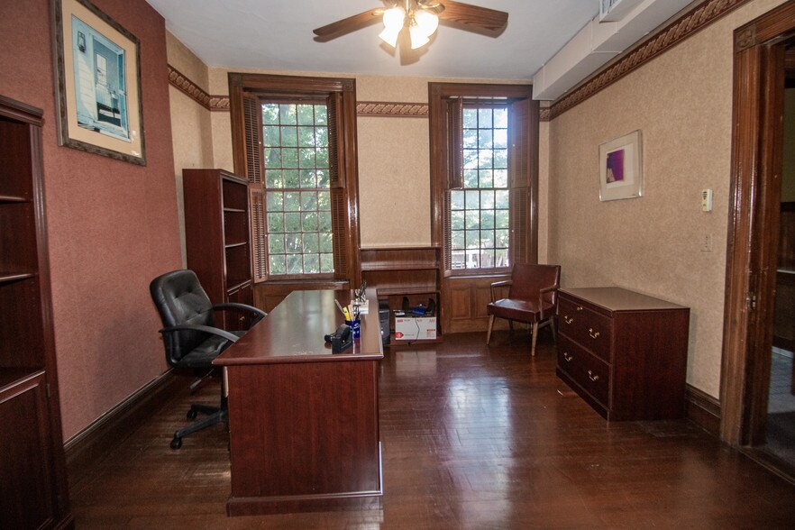 Primary Photo Of 270 Main St, Danbury Loft Creative Space For Sale