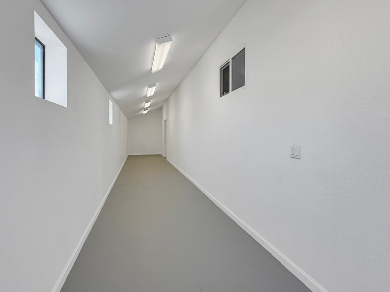 More Photos Of 36805 Cathedral Canyon Dr, Cathedral City Industrial For Sale