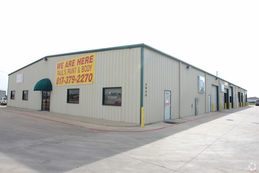 More Photos Of 5940 Kroger Dr, Fort Worth Warehouse For Lease