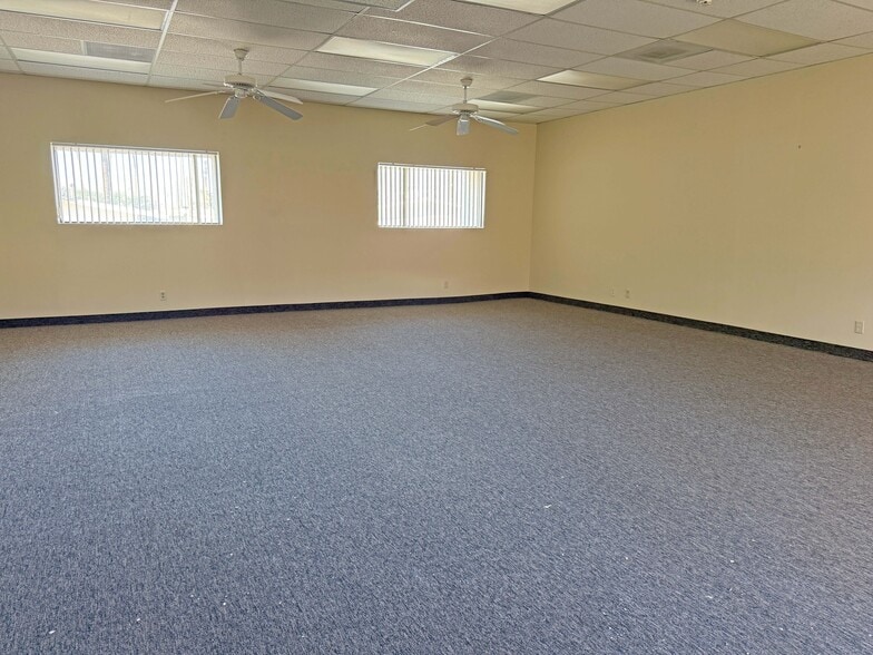 More Photos Of 45691 Monroe St, Indio Medical For Lease