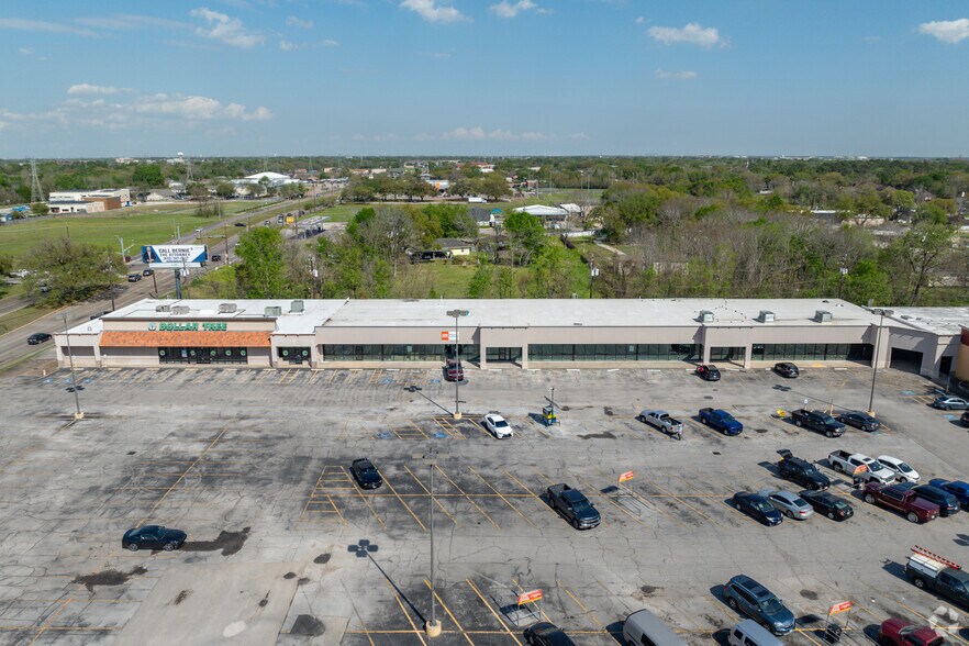 More Photos Of 114-154 Fairmont Pky, Pasadena Unknown For Sale