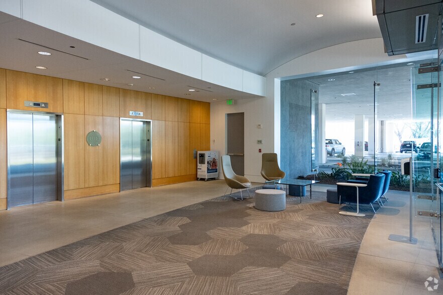 More Photos Of 4040 Civic Center Dr, San Rafael Office For Lease