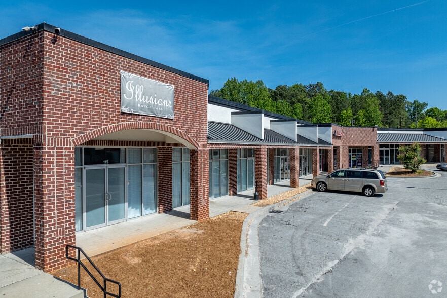 More Photos Of 1300 Indian Trail Lilburn Rd, Norcross Storefront For Lease