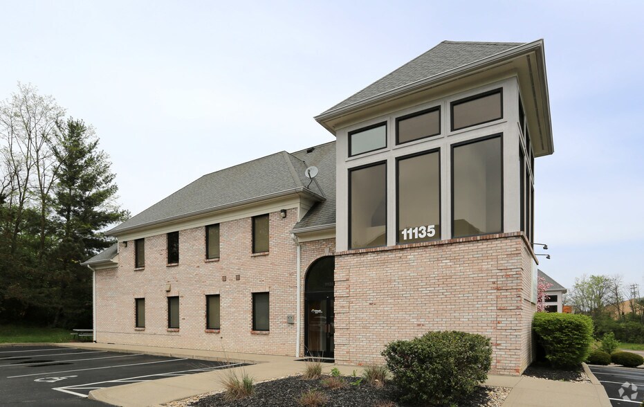 More Photos Of 11135 Montgomery Rd, Cincinnati Medical For Lease